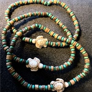 Handmade turtle anklets.. brand new!!